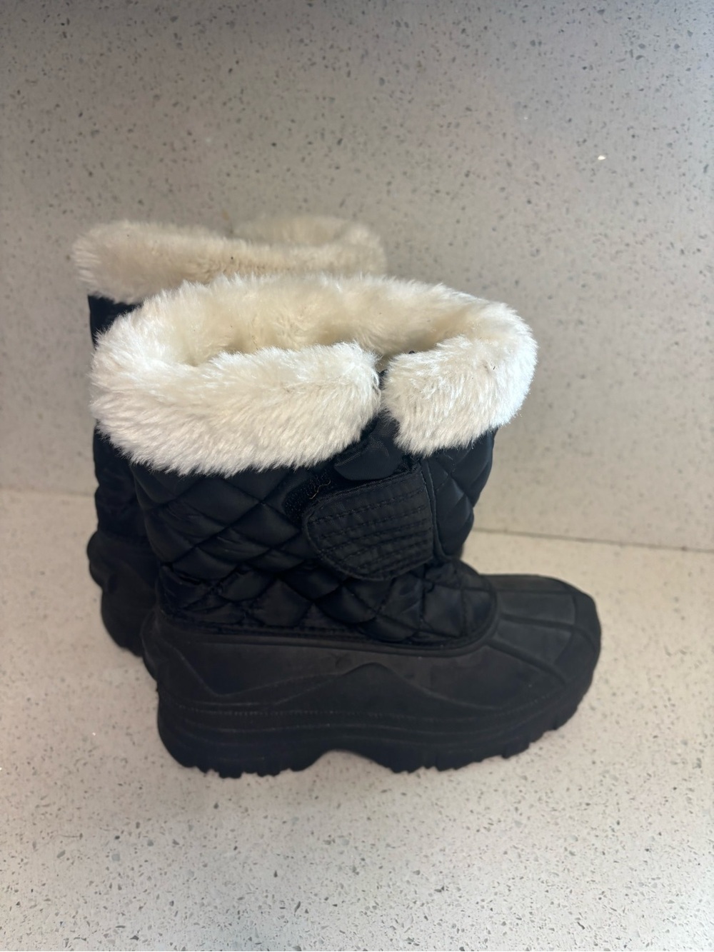 Girls size 4Y snow boots, #P1342 - Picture 3 of 6